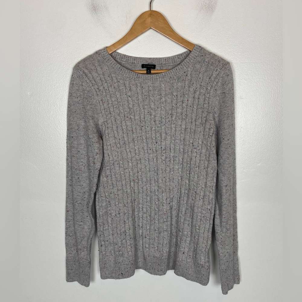 Talbots Cable Knit Sweater Size M Gray Confetti Button Cuff Crew Neck Minimalist